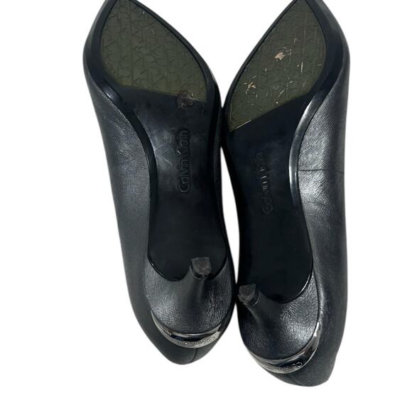 Calvin Klein GABRIANNA POINT TOE Leather Kitten Heel Pumps Size 6 gunmetal - Picture 9 of 10
